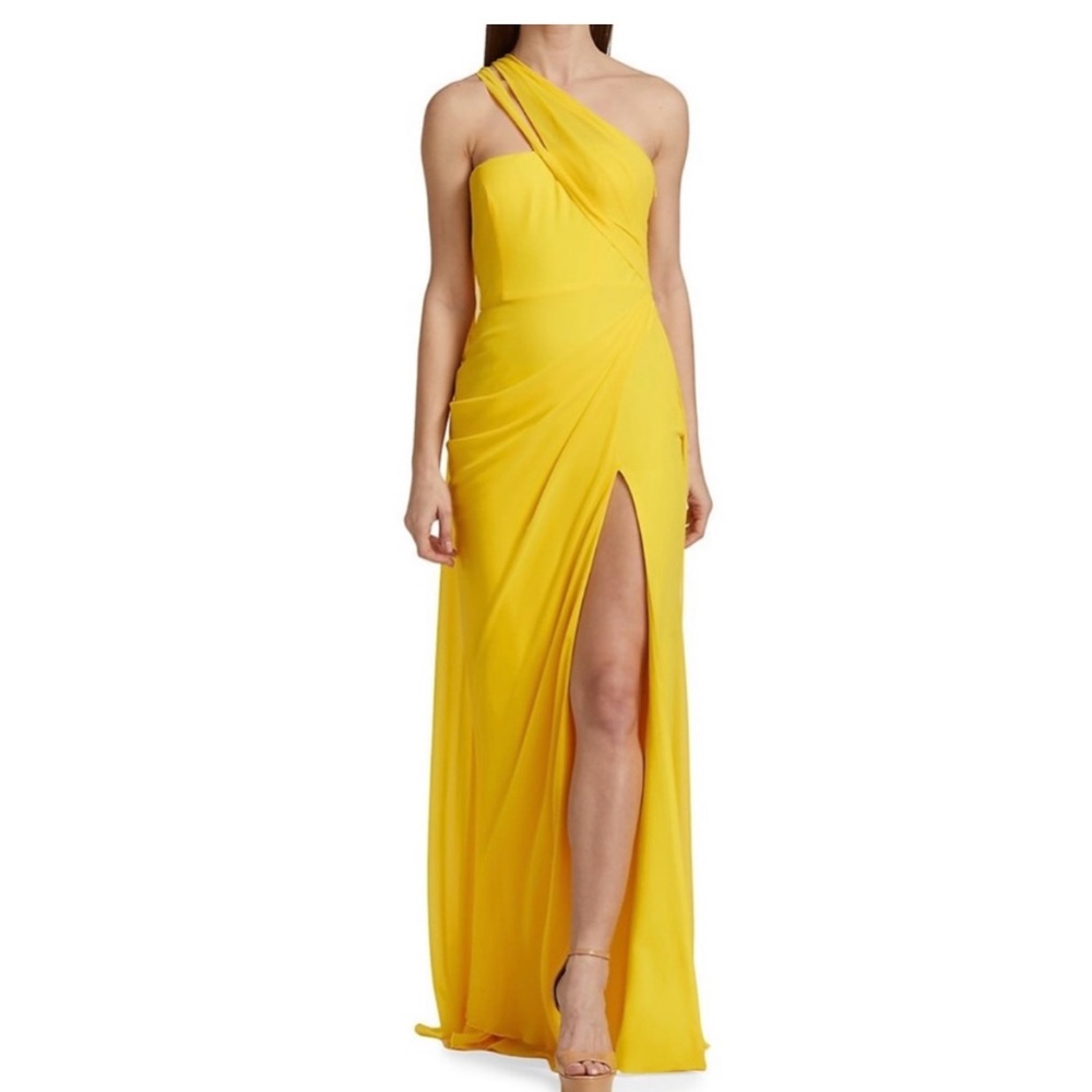 Vera Wang Hermine Gown bridesmaids